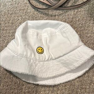 David and Young White Bucket Hat